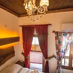 Chez Rumi Butik B&B