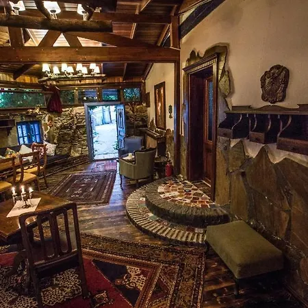Chez Rumi Butik Bed & Breakfast *