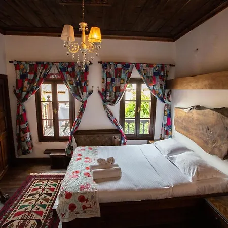 Chez Rumi Butik B&B